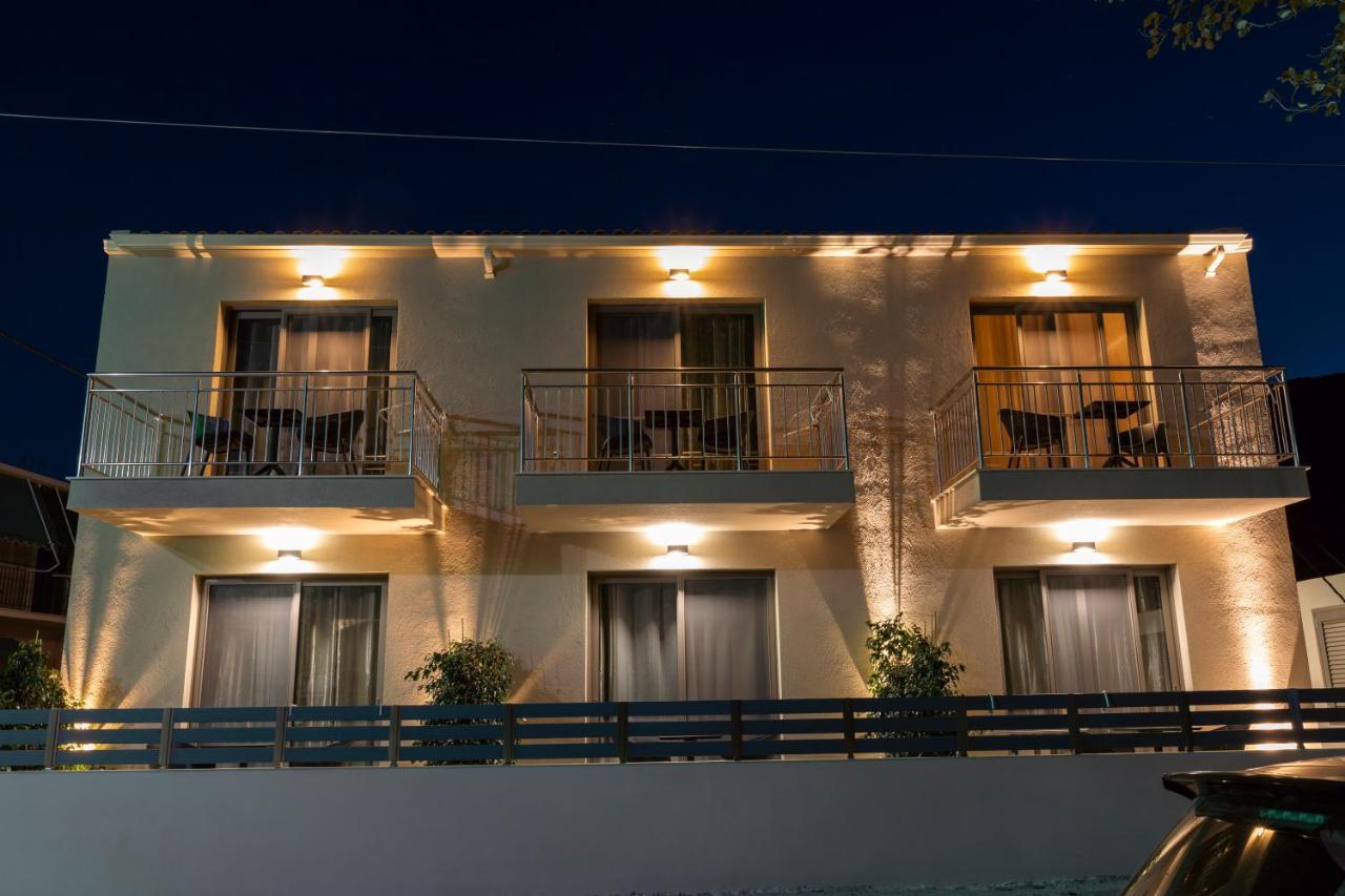 Nicole Studios Agia Efimia Exterior foto
